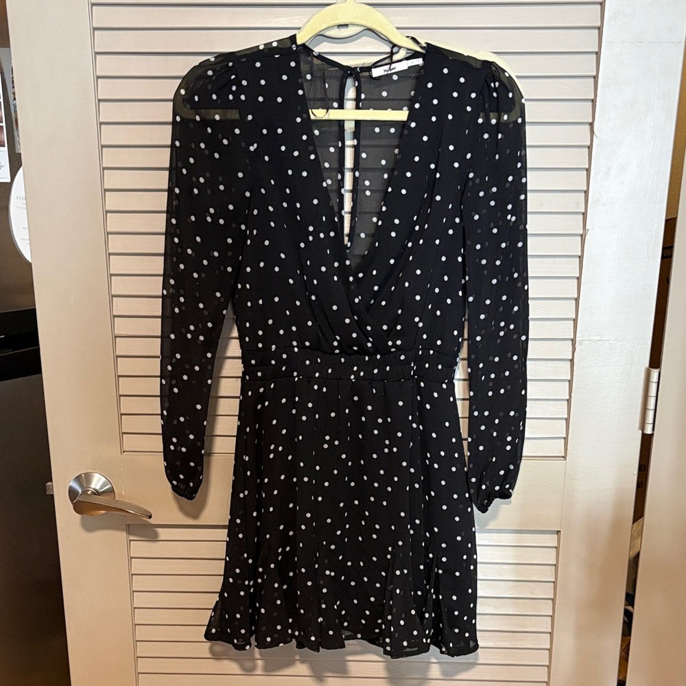 miami Black and White Polka Dot Long Sleeve V-Neck Dress